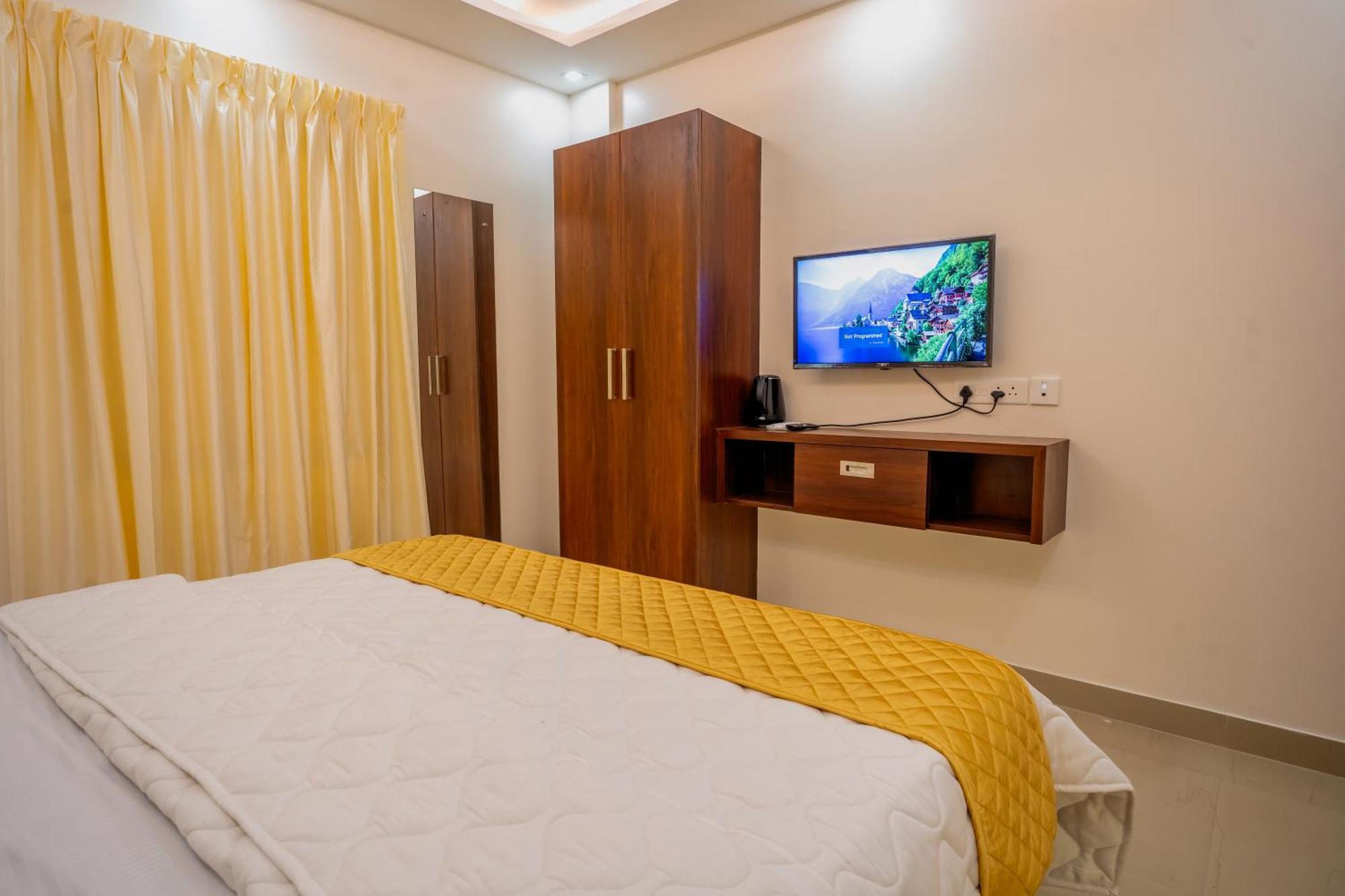 ホテル Metro Residency Tirur エクステリア 写真