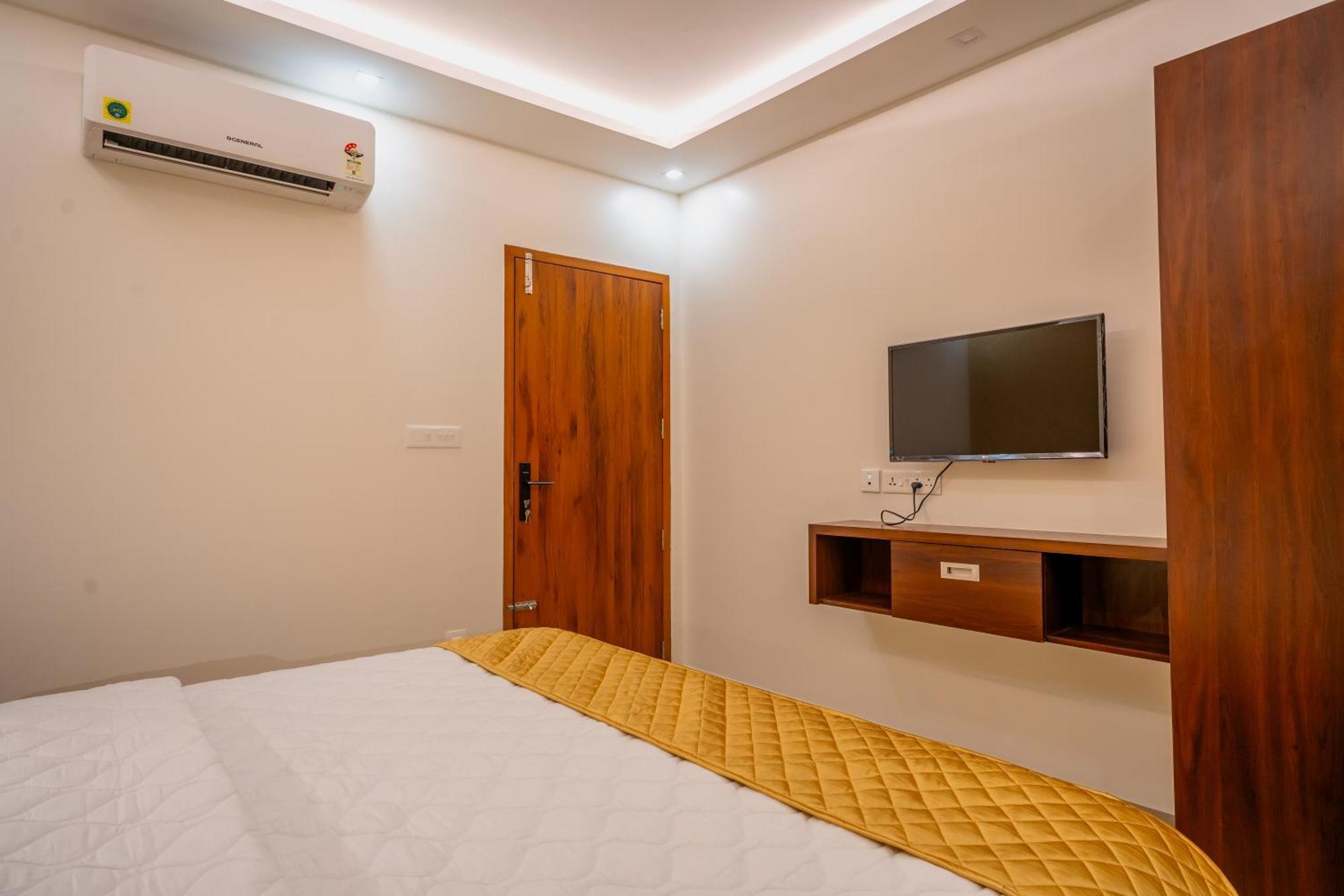ホテル Metro Residency Tirur エクステリア 写真